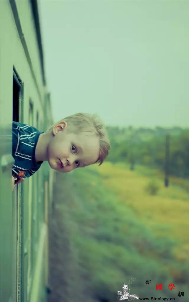 伤害孩子3个字就足够！_禁止-父母-孩子-长大成人-