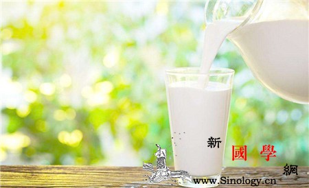 小孩多大可以喝纯牛奶_奶粉-蛋白质-配方-喝牛奶-