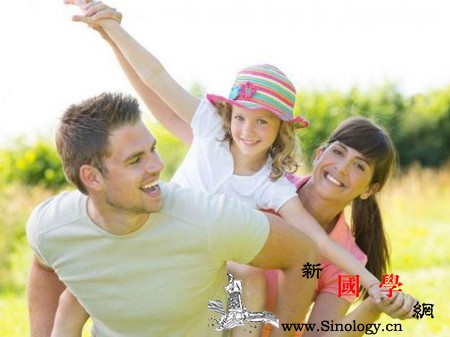 如何教育孩子——和孩子一起成为“倾听者”_解决问题-倾听-情绪-父母-