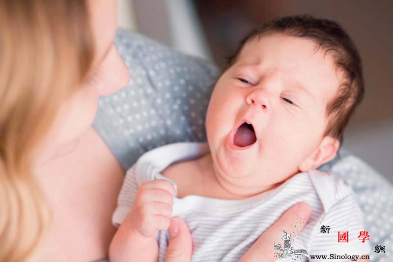 宝宝多大开始攒肚宝宝攒肚的症状_排便-母乳-满月-症状-