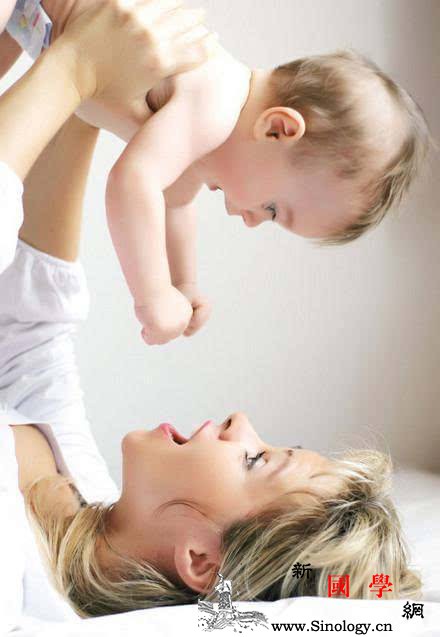 婴儿怎么认识妈妈原来宝宝是这么区分妈妈和别_个月-物体-气味-区分-