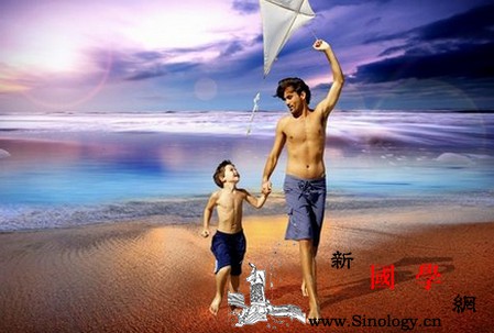 3岁培养自立心对男孩来说很重要_试着-男孩-妈妈-孩子-