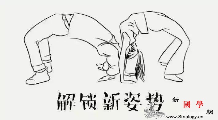 产后只能忍痛侧躺喂？快来解锁新姿势！_喂奶-产后-姿势-妈妈-