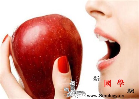 晚上适合吃哪些水果哺乳期妈妈养生可以这么吃_哺乳期-桂圆-干裂-瘙痒-