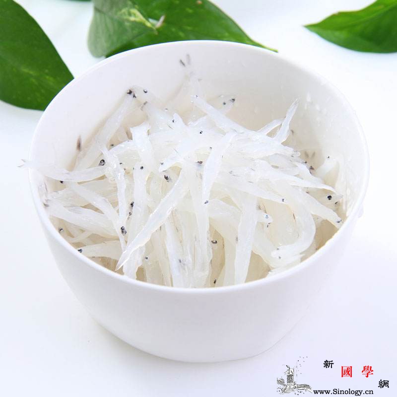 宝宝吃银鱼的好处食谱推荐_银鱼-润肺-止咳-骨骼-