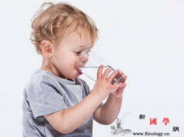 婴幼儿物理降温的方法及注意事项_婴幼儿-降温-酒精-部位-