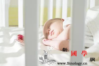 关于新生儿神经心理发育家长了解多少？_声音-训练-宝宝-运动-