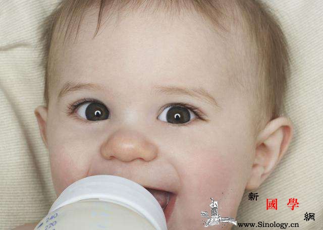 怎么判断奶粉适不适合宝宝_奶粉-异常-判断-身体-