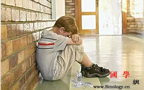 给孩子零花钱的学问孩子零花钱怎么给？_零花钱-会让-块钱-毛钱-