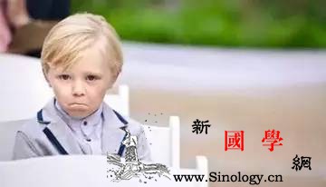 学会这招让孩子留住自尊_众人-妈妈-孩子-画室-