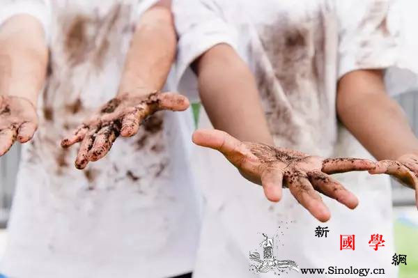 告诉孩子今生有三件事儿不能俭省！_俭省-孔子-学习-旅游-