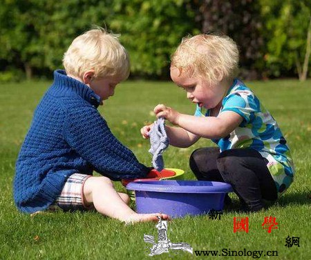 让孩子成为一个受欢迎的人_您的-交往-父母-孩子-