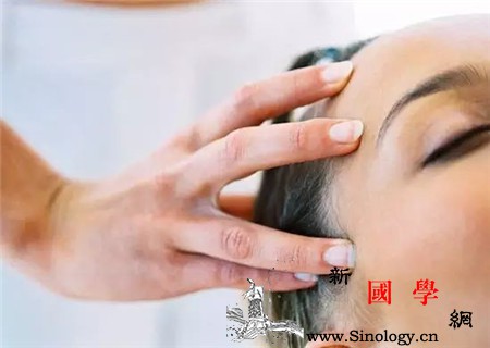 产后掉发多久恢复正常不要太担忧_头发-洗发水-产后-恢复正常-