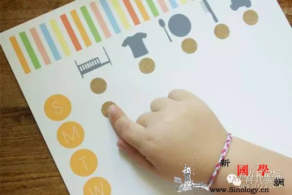 聪明父母10招把家务变游戏_家务事-篮子-父母-孩子-