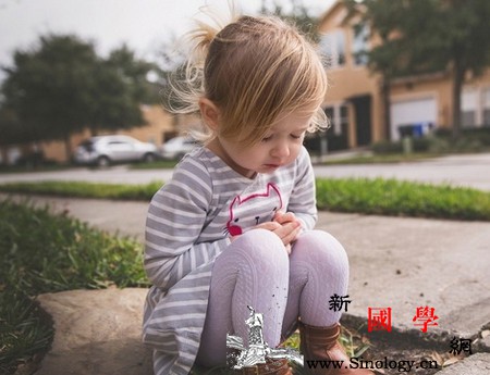 你动了孩子的安全感吗？_信任感-婴儿-幼儿-家长-