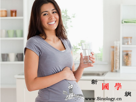 孕妇口干口苦怎么办_服用-孕妇-维生素-喝水-