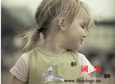 请不要再对孩子倾述养他有多辛苦！_匮乏-父母-妈妈-孩子-