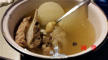 月经期间喝什么汤好排毒排污血月经期就要喝这_猪血-白果-红枣-排污-孕前饮食