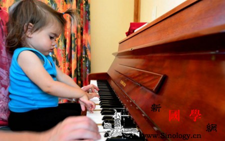 如何培养宝宝音乐才艺5招培养宝宝音乐才艺_华尔兹-拨浪鼓-婴儿-声音-