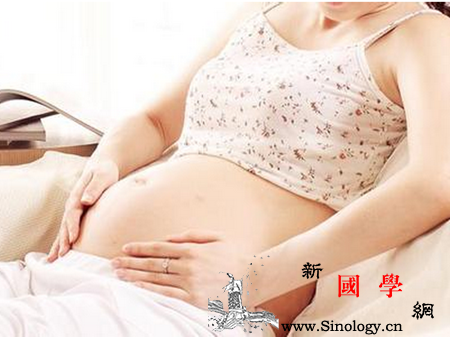 孕妇肚子鼓包怎么回事_胎动-怎么回事-胎儿-子宫-
