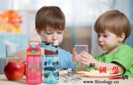 宝宝哭闹时不去理他能培育出宝宝的独立性还是_妈妈-语言-宝宝-哭闹-
