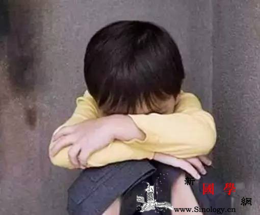 没有口德的父母难以养出幸福感满格的孩子_水壶-斥骂-女子-孩子-