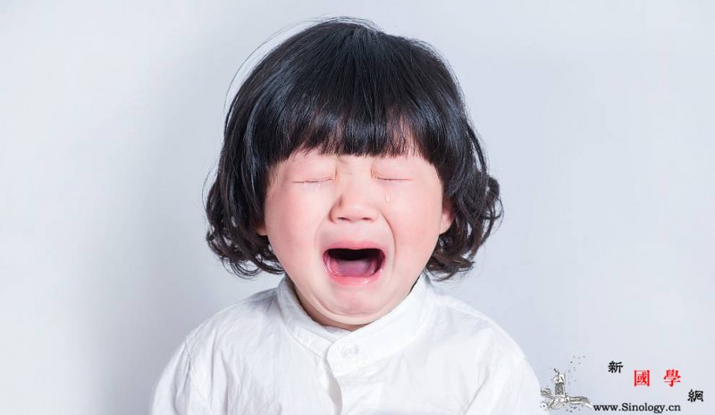 每次吼完宝宝都很内疚会不会给孩子留下心理阴_会不会-哭闹-韧性-阴影-