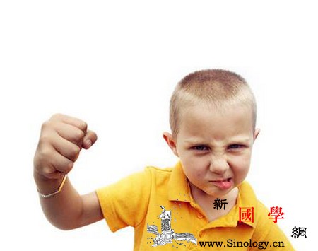 孩子被打了？你是教育孩子反击还是忍让？_欺负-回去-家长-孩子-