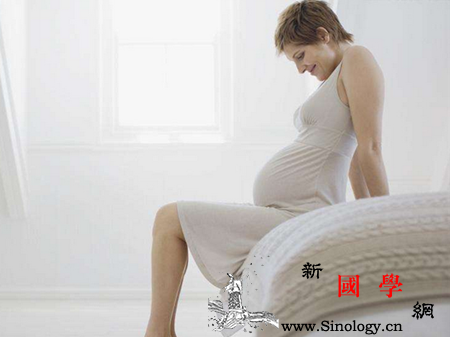 怀孕分泌物有异味怎么回事_外阴-阴道炎-瘙痒-分泌物-