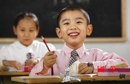 开学前先弄清孩子老是注意力不集中的原因_走神-注意力-开学-孩子-