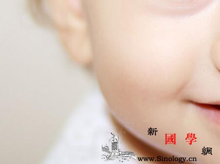 宝宝护臀霜可以擦脸吗护臀霜竟然用来擦脸真的_屁屁-婴儿-屁股-擦脸-