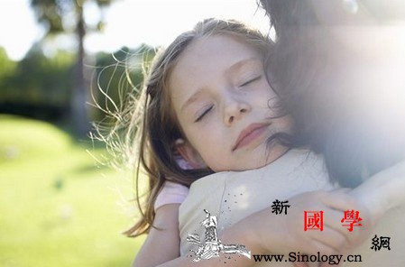 做了妈妈知道在孩子心里给你打多少分吗？_园长-孩子们-打分-妈妈-