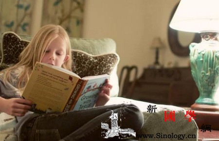 家长破解这三大问题就能帮助孩子爱上阅读！_界定-买书-父母-孩子-