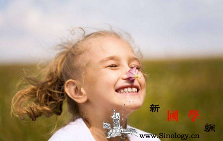 孩子4岁前没有记忆？但父母要给予孩子足够的安_额叶-记得-记忆-孩子-