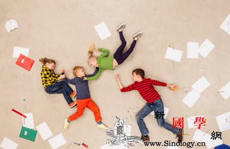 当自己的孩子打了别人时作为家长如何避免矛盾_沙坑-打了-家长-孩子-