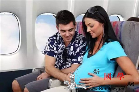 孕7个月可以坐飞机吗孕期多久就不可以坐飞机_腹部-个月-孕妇-坐飞机-