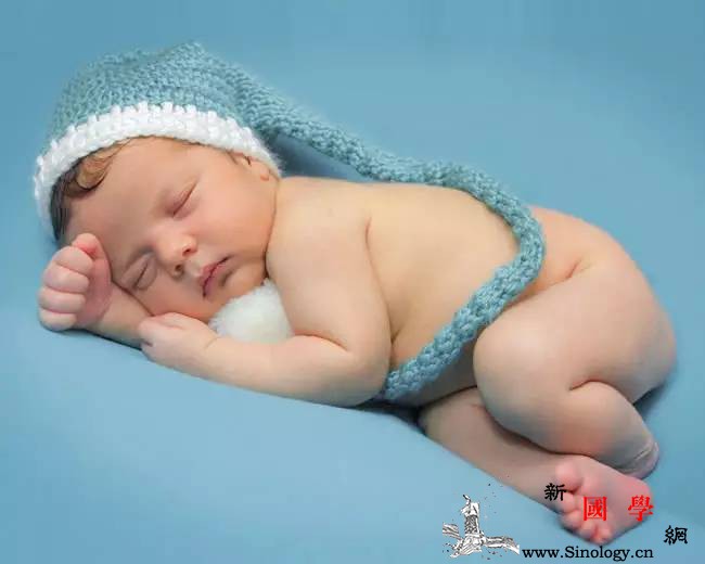 宝宝出生时几斤最健康最聪明？_胎儿-出生-影响-平均值-