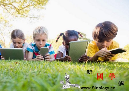 早熟要从娃娃抓起面对早熟的孩子怎么办？_早熟-主播-孩子-家庭-