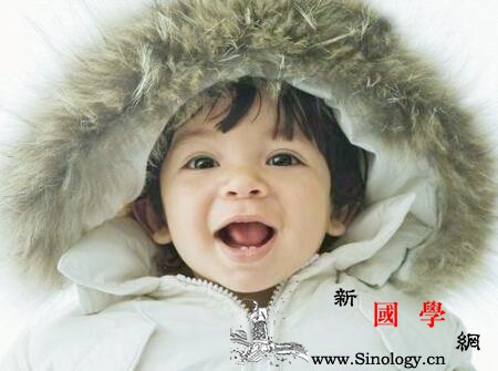 宝宝冬天尿床是什么原因造成的_尿床-衣物-上厕所-冬天-
