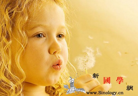 孩子内向胆小朋友少家长怎么引导孩子?_外向-胆小-性格-父母-