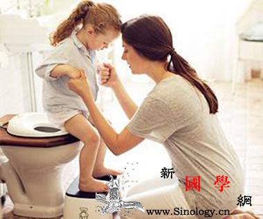 宝宝不爱上厕所便便该怎么办_便盆-坐便器-模仿-上厕所-