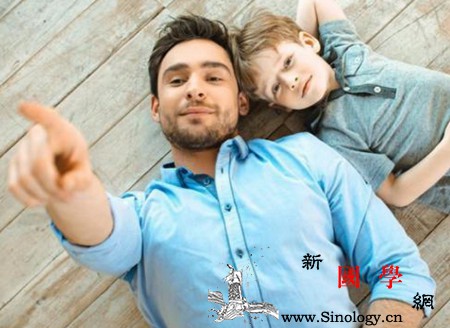 这些溺爱行为扭曲了孩子的性格父母知道吗_哭闹-溺爱-病痛-摔跤-