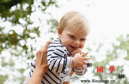 关注孩子运动的教育孩子每天的运动量到底够不_运动量-身体-妈妈-关注-