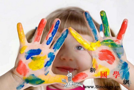 儿子故意在人前表现得讨人嫌这是为什么？_讨人嫌-家长-聚会-表现-