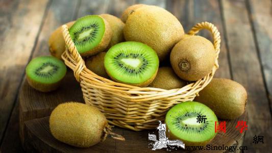 宝宝吃猕猴桃有什么好处_通便-猕猴桃-膳食-便秘-