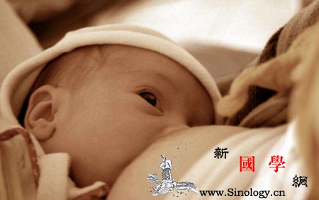 为1岁内的宝宝做这12件事未来比别人聪明1_手眼-模仿-个月-玩具-