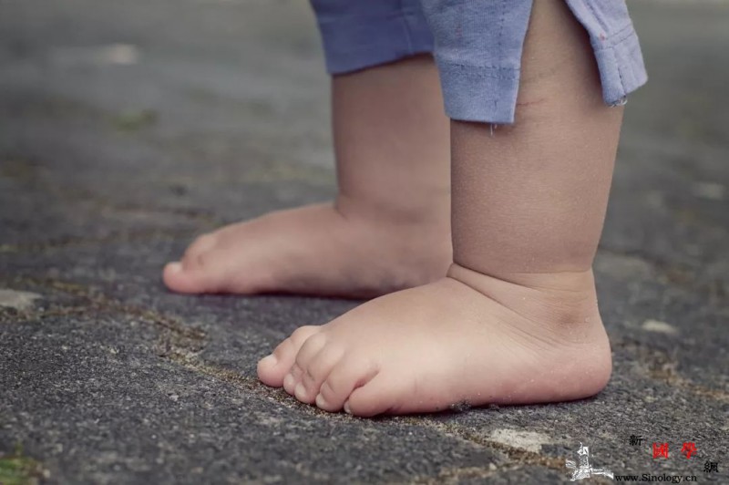 养孩子正确的三观很重要！_父母-女子-孩子-最好的-