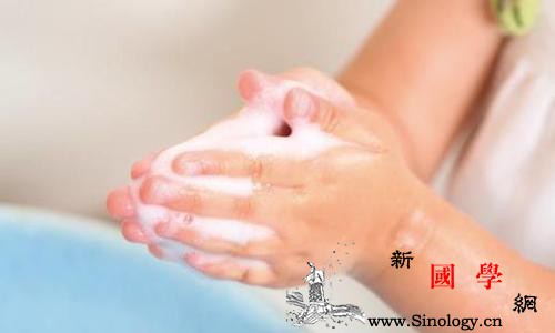 春季怎么预防宝宝感冒_被褥-病菌-细菌-春季-