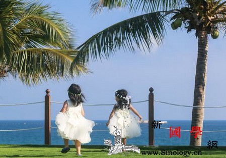 五一假期出游这样给宝宝防晒才放心！_蚊虫-紫外线-防晒-防晒霜-