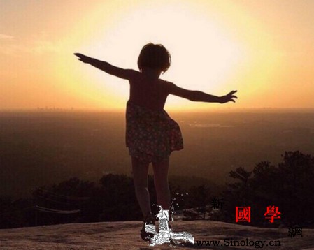 孩子不听话？光靠说说就能规范行为那养育孩子_玩具-宝宝-喝了-打翻-